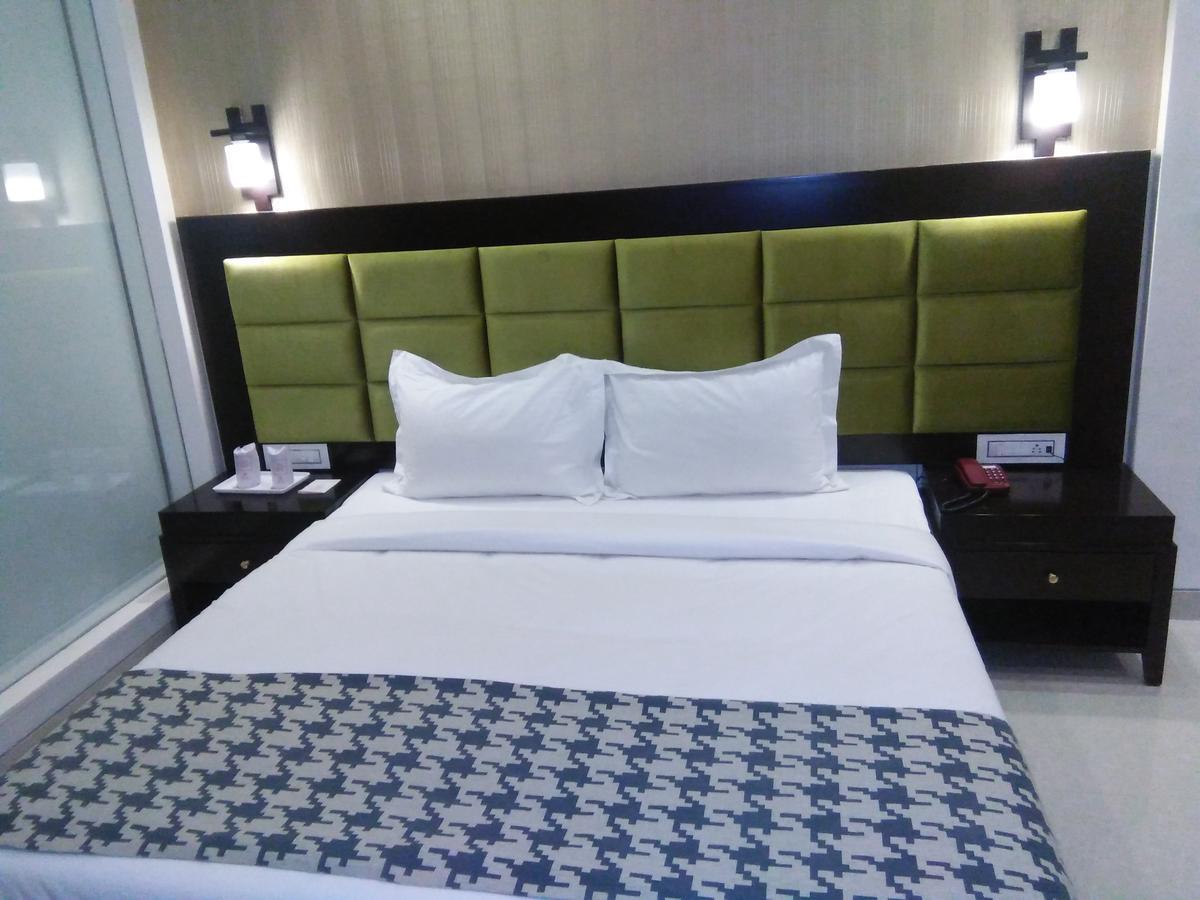 Silver Estate Resort Tikamgarh Bagian luar foto
