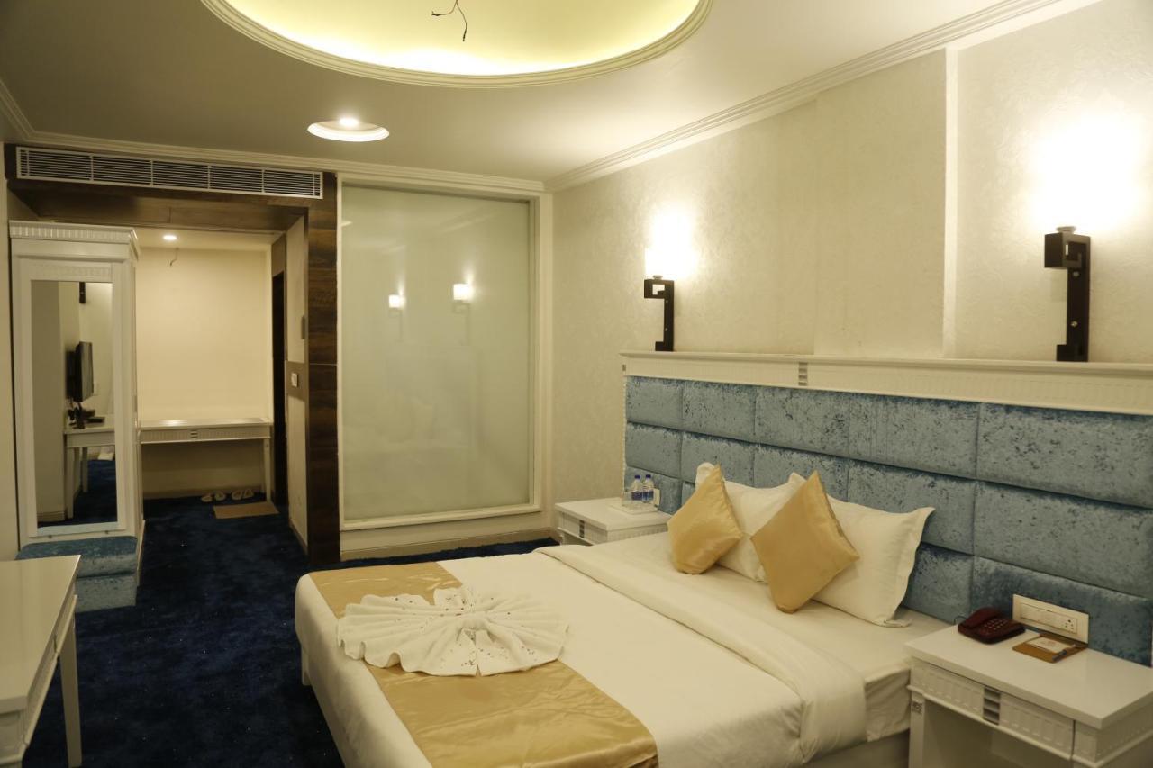 Silver Estate Resort Tikamgarh Bagian luar foto